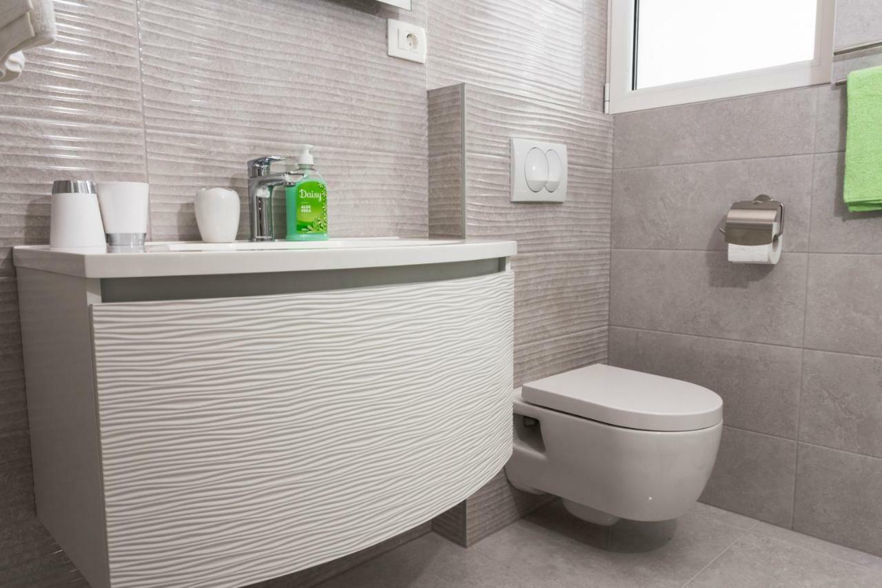 Apartment Sara Kaštela Екстериор снимка