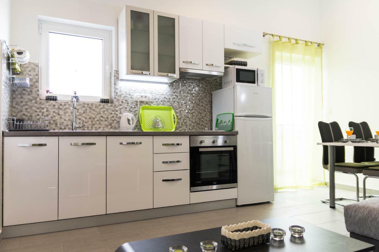 Apartment Sara Kaštela Екстериор снимка